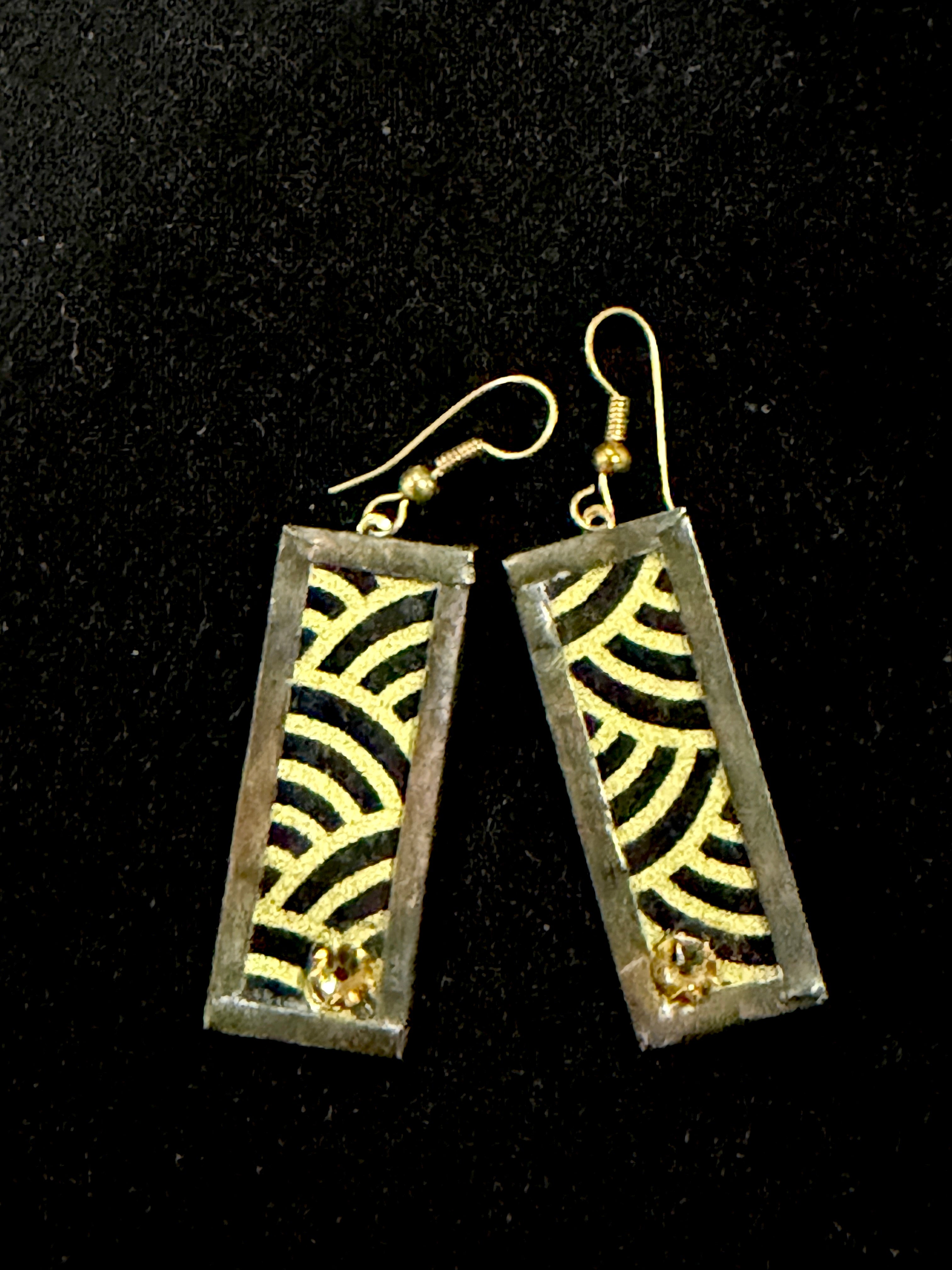 Black & Gold Seigaiha Bar Earrings — Curated Artisan Collection